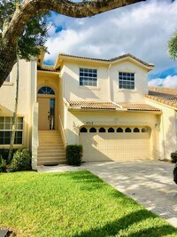 Building Photo - Golf  Pool Beach Sports Lovers Paradise 3/2.5