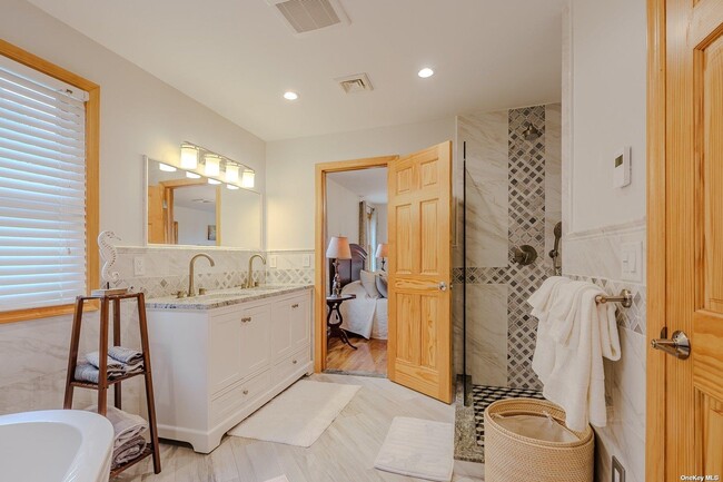 Building Photo - 1455 Beebe Dr