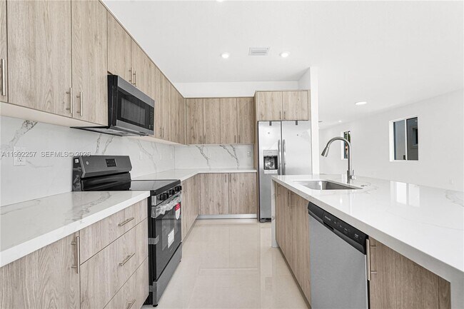 Building Photo - 22431 SW 125th Ave