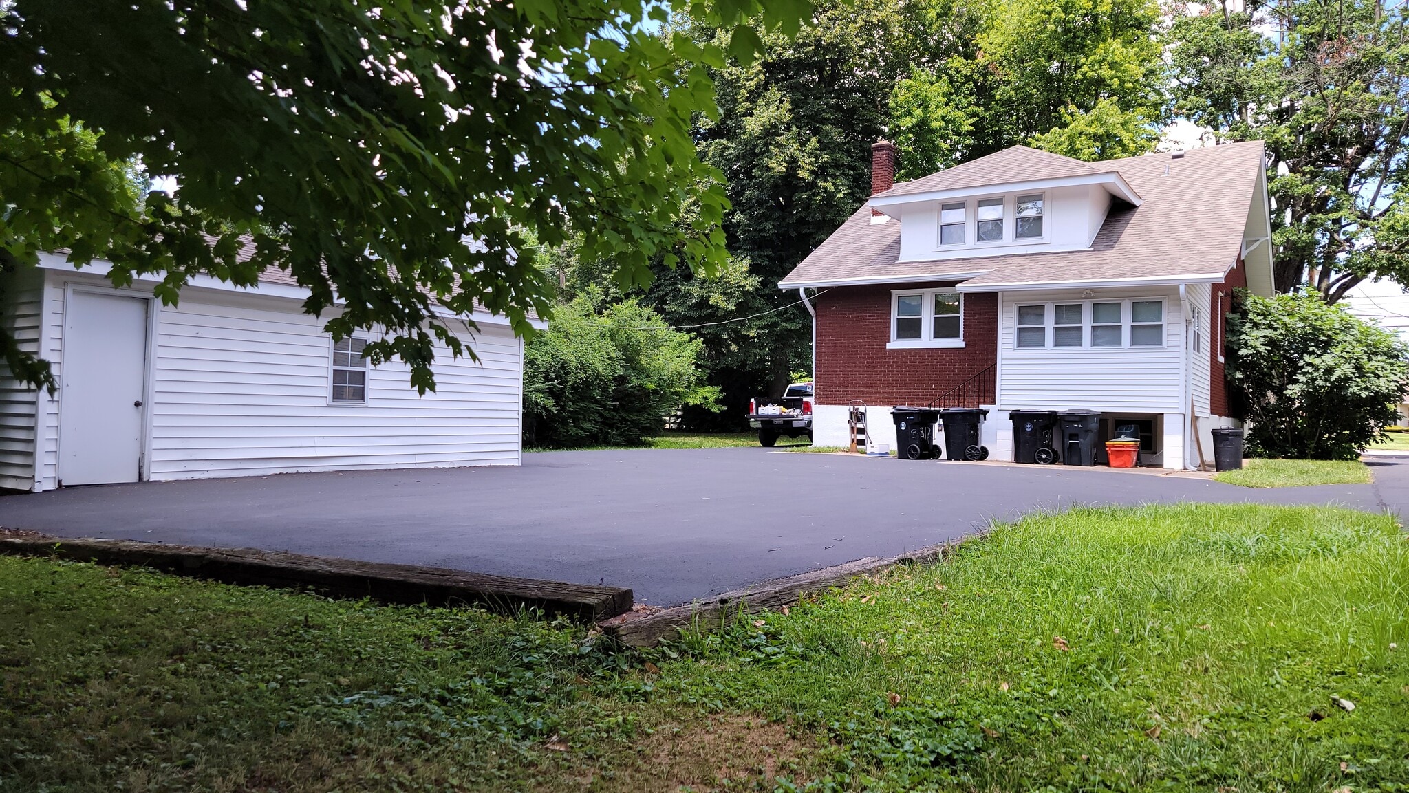 Building Photo - 3812 Taylorsville Rd