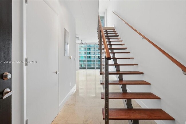 Building Photo - 690 SW 1st Ct