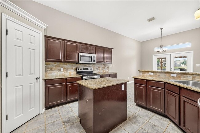 Building Photo - 7414 Lake Micala Dr