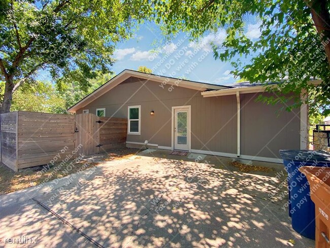 Building Photo - 4705 Quicksilver Blvd