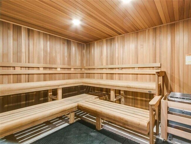 Building Photo - 155 E Boca Raton Rd