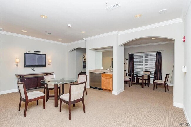 Building Photo - 1270 Strassner Dr