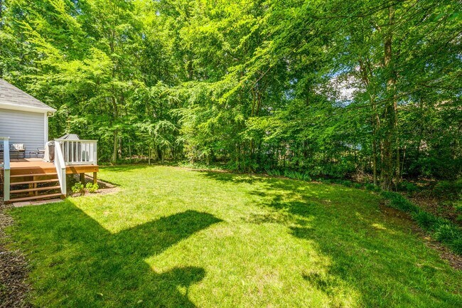 Building Photo - Exceptional 4 Bedroom Ranch in Steele Creek!