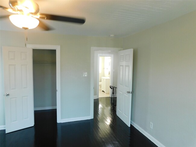 Building Photo - 3332 Blodgett St