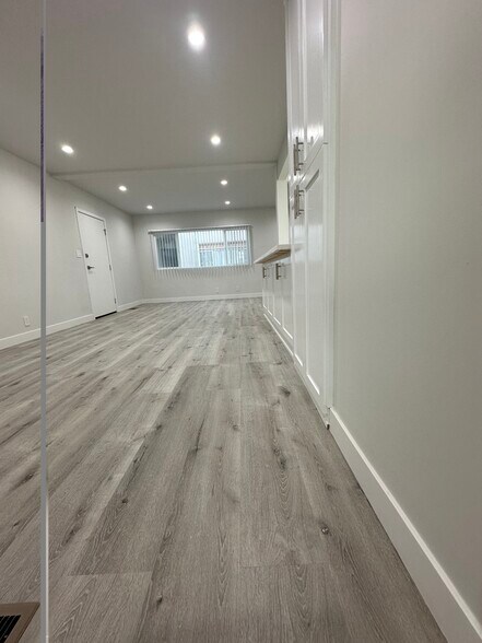 Building Photo - 8363 Blackburn Ave