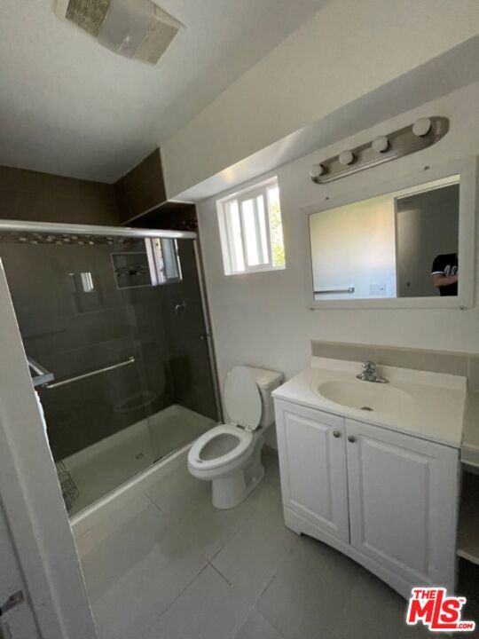 Building Photo - 5346 Rhea Ave