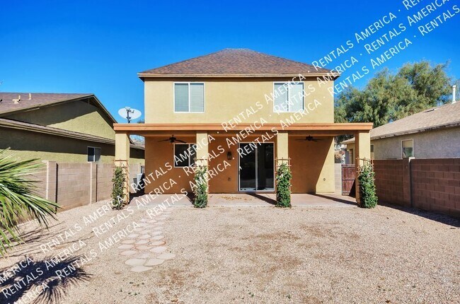 Building Photo - Beautiful 3 Bed/2.5 Bath Two Story Home w/...