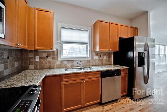 Building Photo - 20305 Harroway Dr