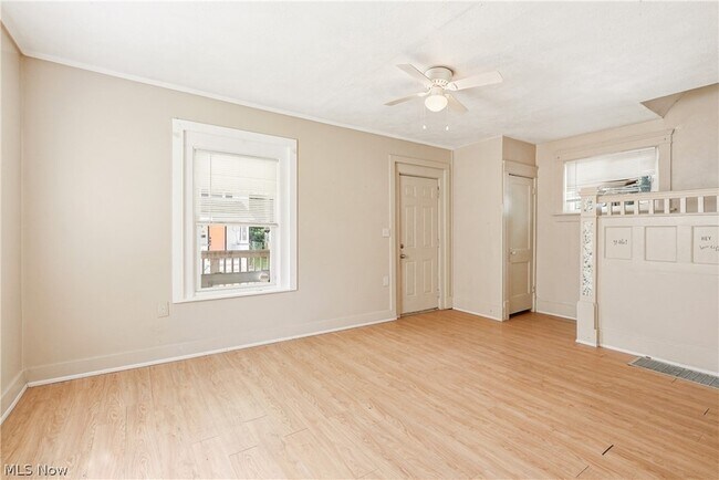 Building Photo - 285 Sumner Ct