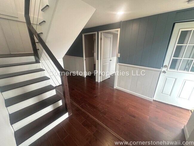 Building Photo - 805 Alewa Dr