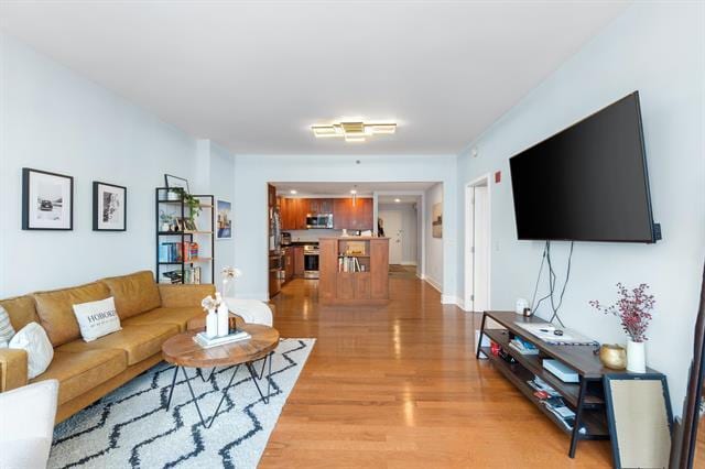 Building Photo - 1025 MAXWELL Ln