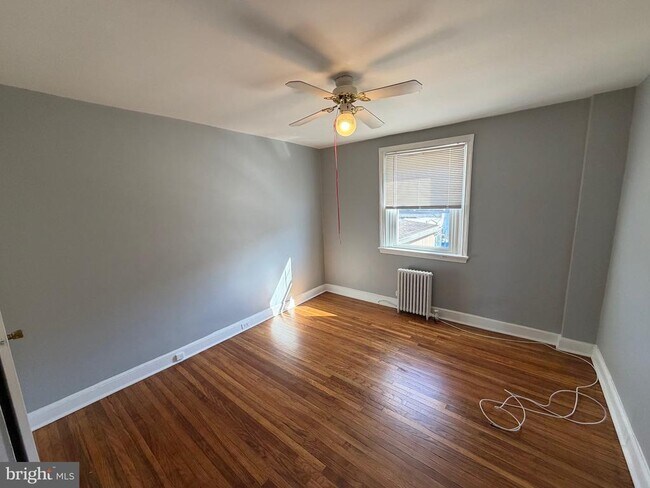 Building Photo - 3021 Tyson Ave