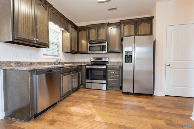 Building Photo - 105 Kaileigh Paige Cir