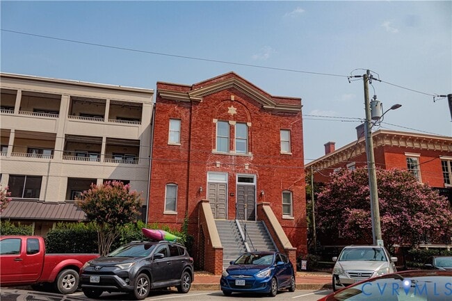 Building Photo - 209 N 19th St
