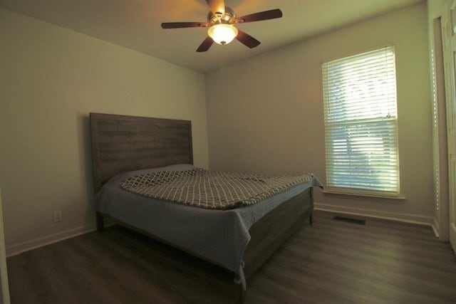 Building Photo - Available September 1st - This Home is Wai...