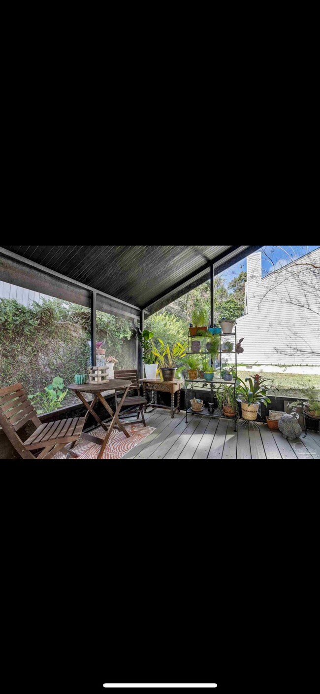 Building Photo - 4259 Brookside Dr