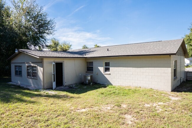 Building Photo - 1483 Elderton Dr