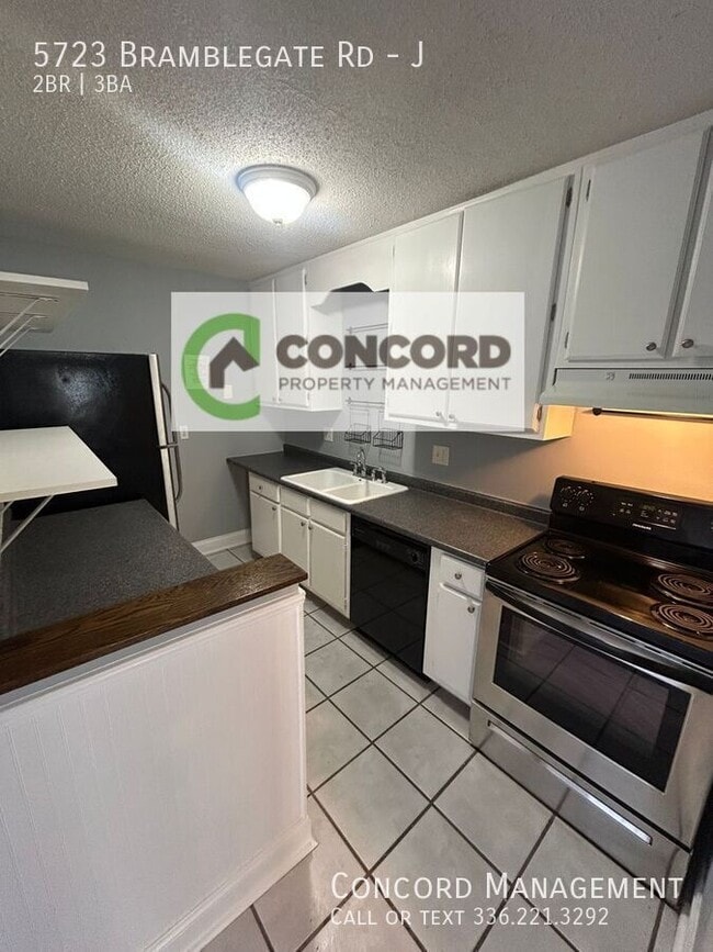 Building Photo - 5723 Bramblegate Rd