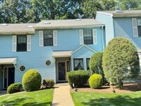 Building Photo - 3606 Cricket Cir