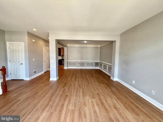 Building Photo - 6866 Witton Cir