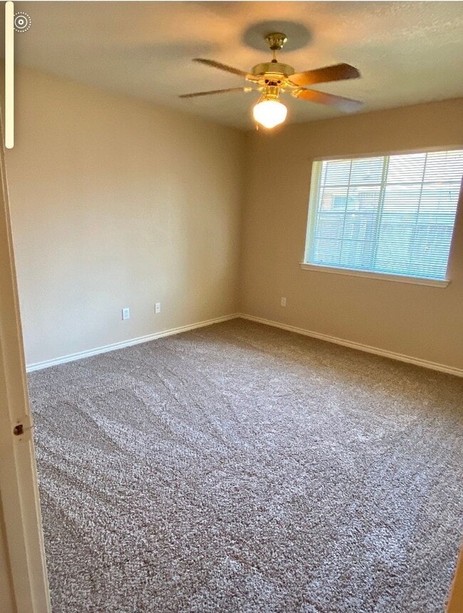Building Photo - "Spacious 3-Bed, 2-Bath Retreat in College Station – Your Perfect Home Awaits!"