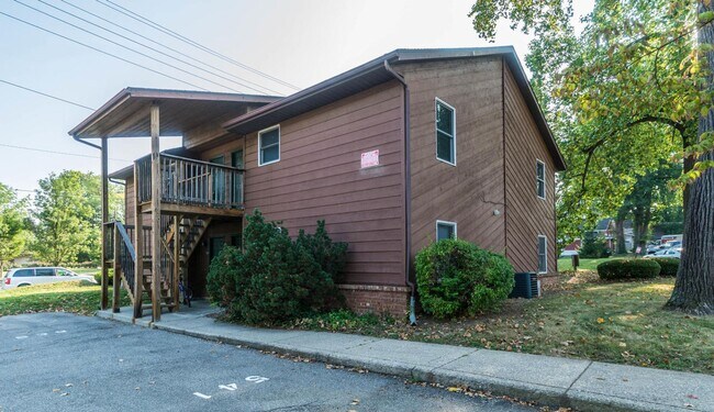 Building Photo - 519 E Smith Ave