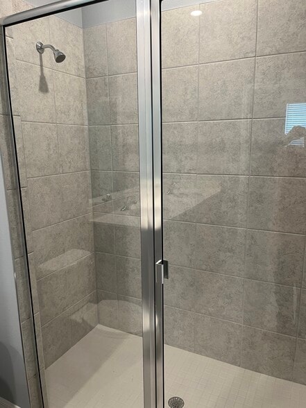 Building Photo - 801 Lemon Ave