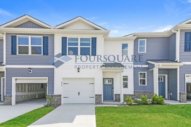Primary Photo - Townhome | Back Patio | Single Car Garage|...