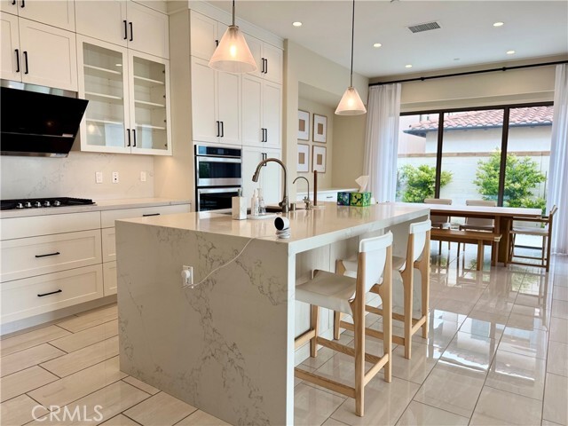 Building Photo - 113 Jaybird