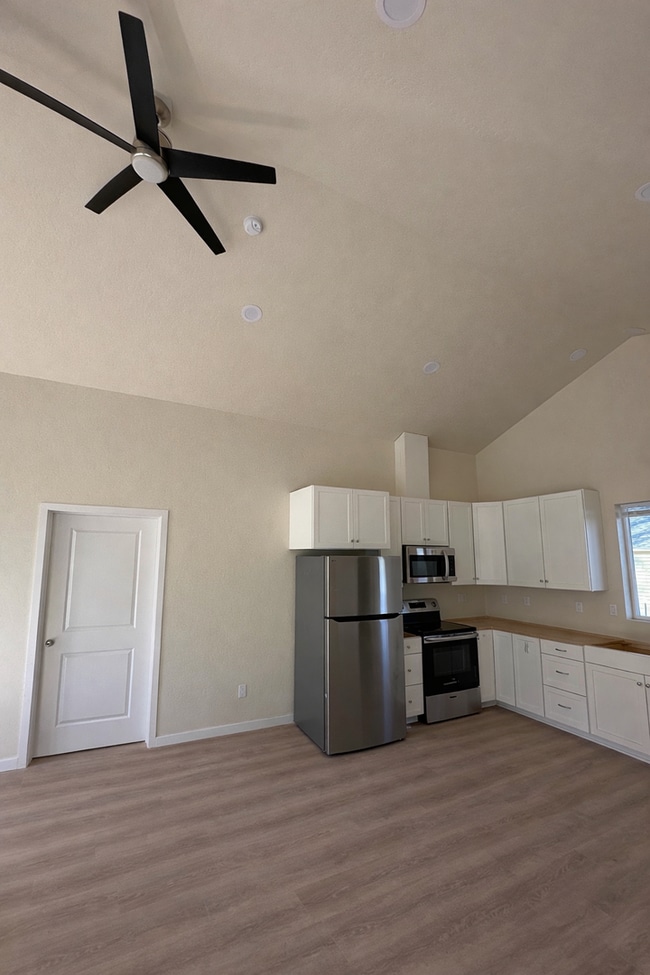 Building Photo - Bright & New 2 Bed / 2 Bath with Vaulted Ceilings & Covered Parking!