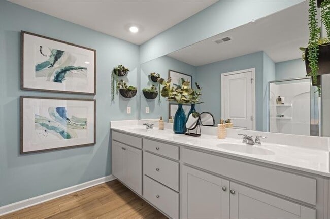 Building Photo - 2775 Lou Lou Ln