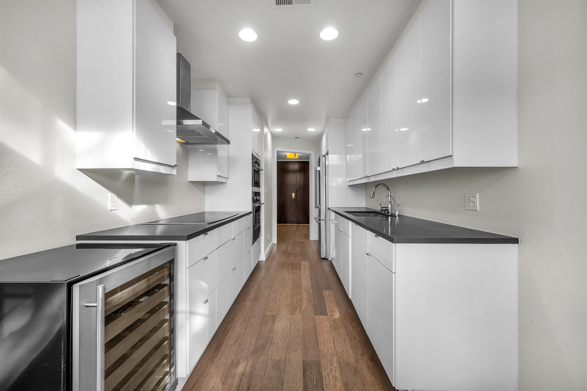 Building Photo - 200 N Swall Dr