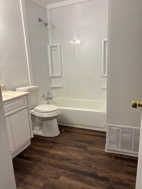 Building Photo - 403 Teak Ave