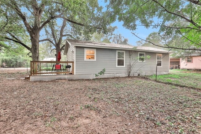 Building Photo - 12555 Johnson Rd
