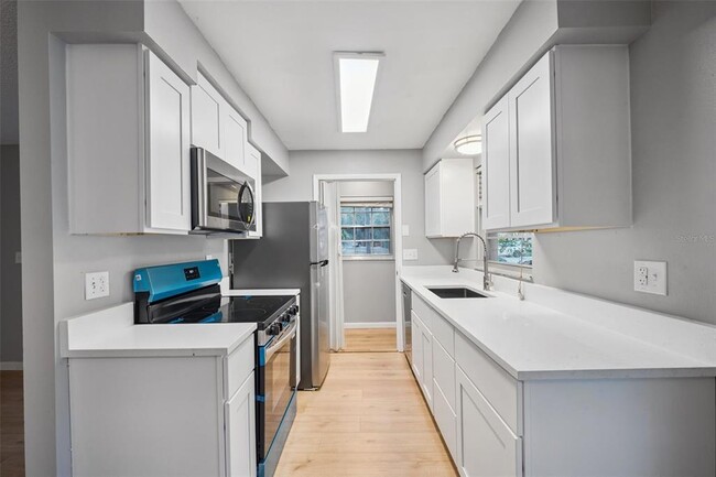 Building Photo - 1509 N Donnelly St