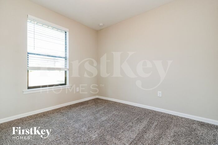 Building Photo - 3617 Valmora Ct