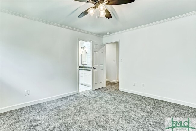 Building Photo - 10 Sparkleberry Ln