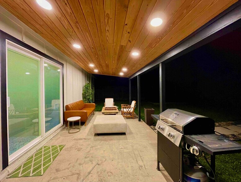 Building Photo - 607 Blueberry Hill