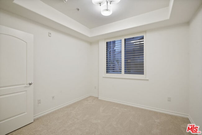Building Photo - 629 Traction Ave