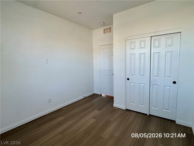 Building Photo - 2602 Cava Tirreni St