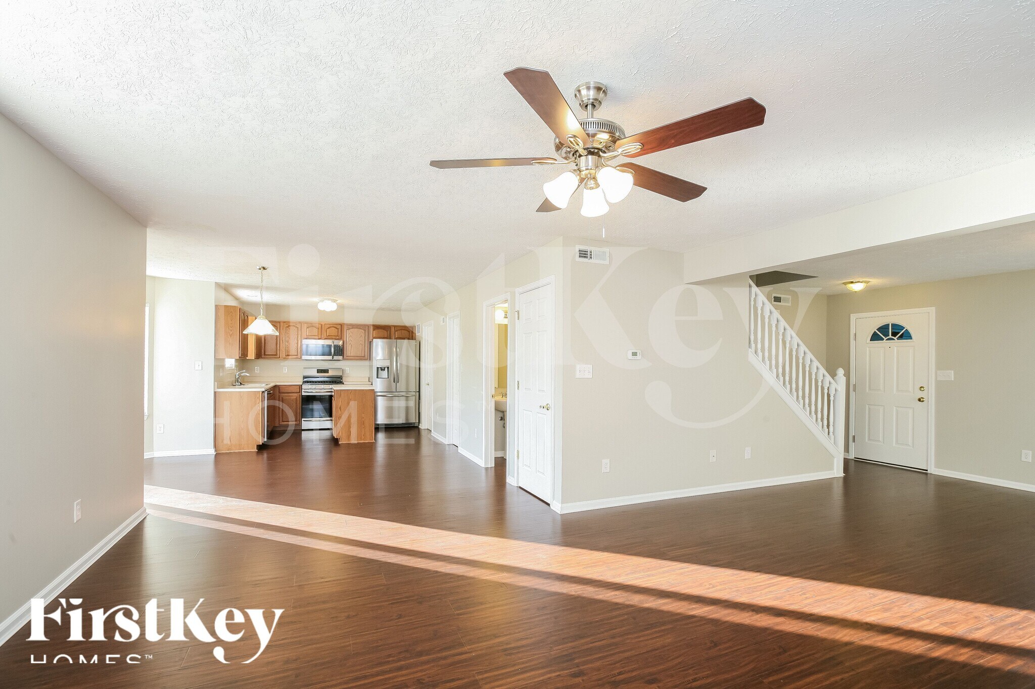 Building Photo - 14982 Deer Trail Dr