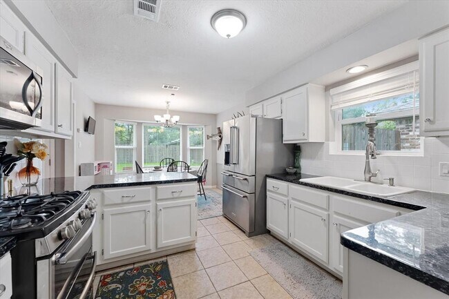 Building Photo - 30307 Thorsby Dr