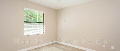 Building Photo - 2119 Hanford Ln