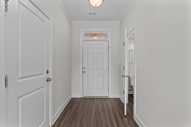 Building Photo - 948 Newburn Dr