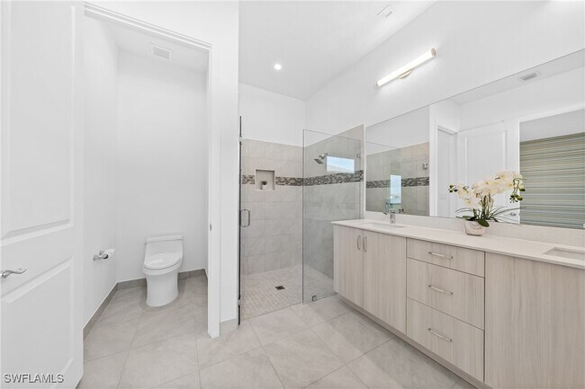 Building Photo - 4947 Brigata Wy