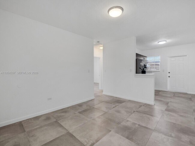 Building Photo - 440 NE 69th St