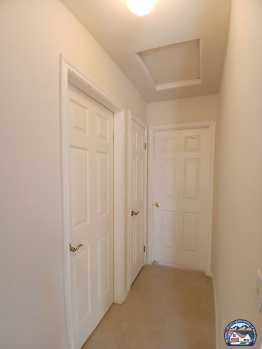 Building Photo - 2377 Sand Knoll Ave